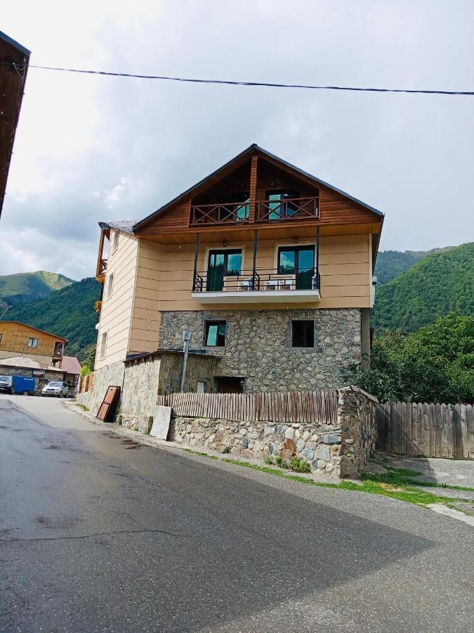Hotel Elite House Mestia Exterior photo