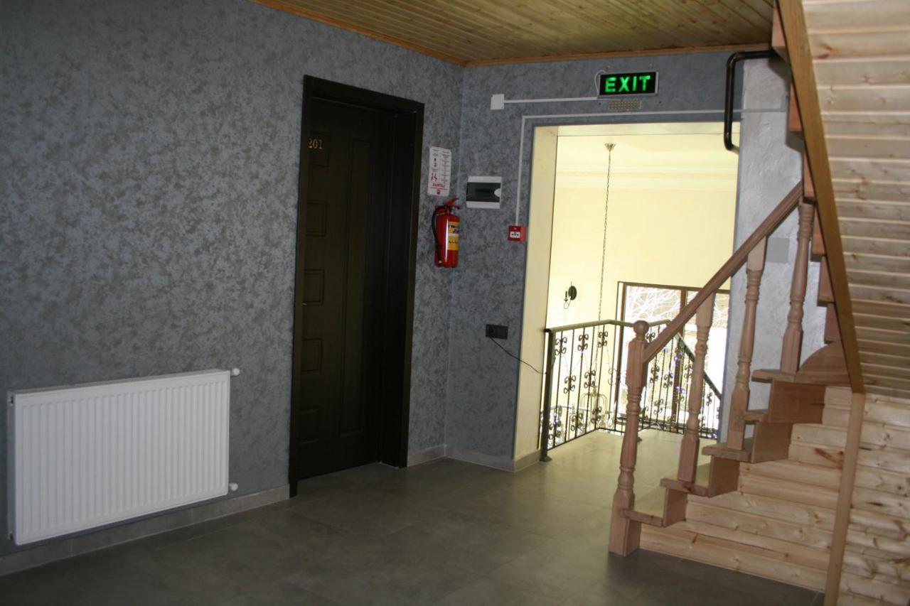 Hotel Elite House Mestia Exterior photo